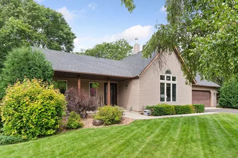 8283 Lawndale Ln N, Maple Grove, MN 55311