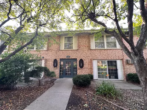 930 Westbrooke Way #5, Hopkins, MN 55343