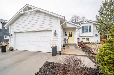 6012 Fairway Dr NW, Rochester, MN 55901