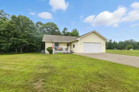 11635 Knotty Pine Dr, Baxter, MN 56425