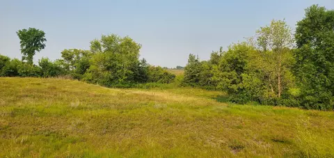 1006 Moon Glow Rd, Hudson, WI 54016