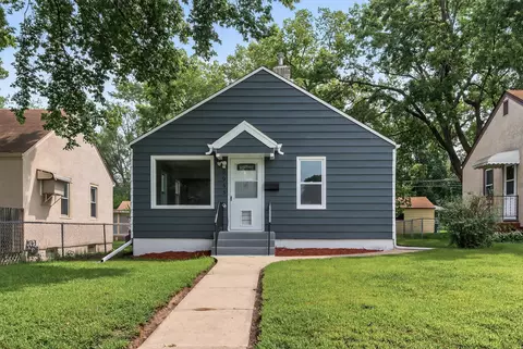 5055 6th St NE, Columbia Heights, MN 55421