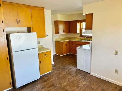 Kitchen - 418 S 9th St, Brainerd, MN 56401 photo 2 of 2