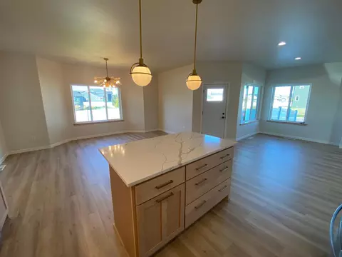 7311 Eagle Pointe Dr S, Fargo, ND 58104 photo 19