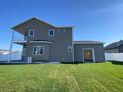 7311 Eagle Pointe Dr S, Fargo, ND 58104 photo 6