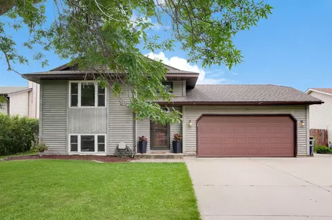 18115 Empire Trl, Farmington, MN 55024