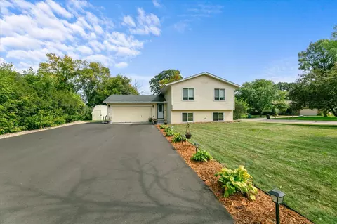 5530 55th Cir NE, Albertville, MN 55301