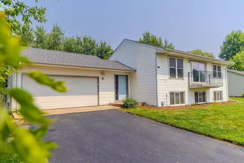 15474 Drexel Way, Apple Valley, MN 55124
