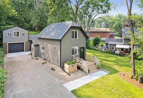6425 Delilah Ave, Inver Grove Heights, MN 55076