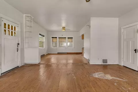 Living - 117 16th Ave S, Saint Cloud, MN 56301 photo 1 of 4