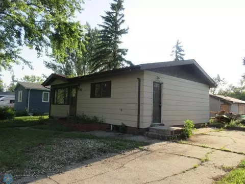 1726 4th Ave NE, Jamestown, ND 58401