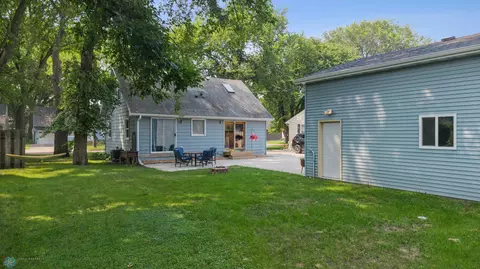 Exterior - 818 19th St S, Fargo, ND 58103 photo 4 of 6