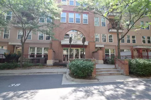 645 N 1st St #141, Minneapolis, MN 55401