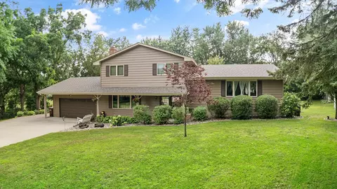 843 37th St SE, Buffalo, MN 55313