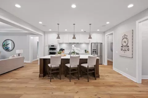 Kitchen - 25315 Park Ln, Excelsior, MN 55331 photo 1 of 2