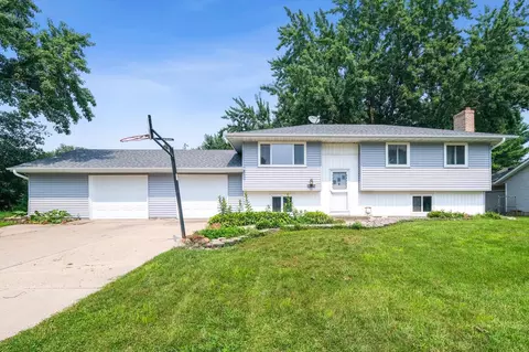 16570 Genesee Ave W, Rosemount, MN 55068