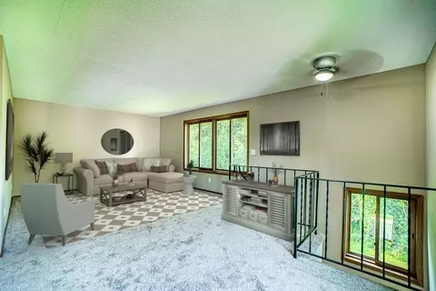 10620 Hummingbird St NW, Coon Rapids, MN 55433