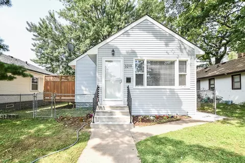 3219 Upton Ave N, Minneapolis, MN 55412