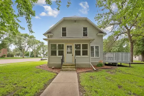 Exterior - 303 4th St E, Morgan, MN 56266 photo 1 of 8