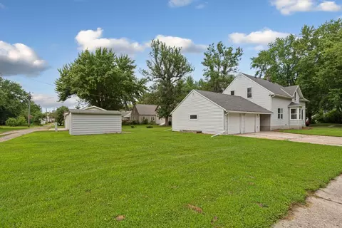 Exterior - 303 4th St E, Morgan, MN 56266 photo 5 of 8