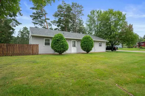 24 SW 13th St, Grand Rapids, MN 55744