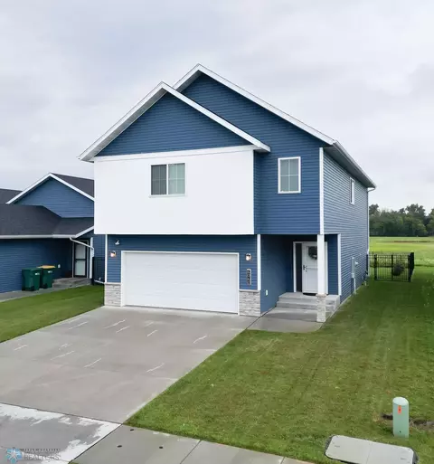 6060 78 Ave S, Horace, ND 58047