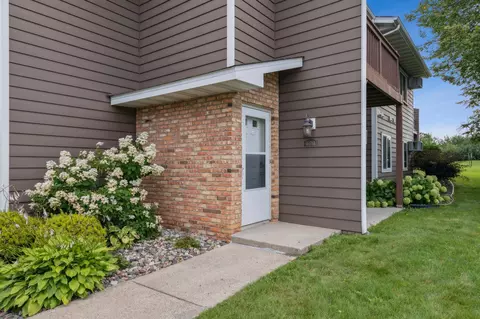 Exterior - 4478 Cinnamon Ridge Trl #A, Eagan, MN 55122 photo 1 of 4