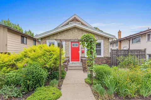 1607 Main St NE, Minneapolis, MN 55413