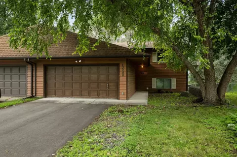 13750 Webster Ct, Savage, MN 55378