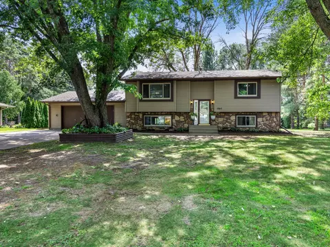 5747 261st St, Wyoming, MN 55092
