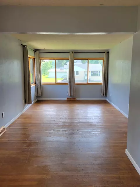 180 Maple St, Dawson, MN 56232 photo 19