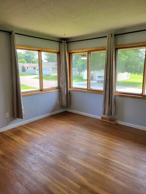 180 Maple St, Dawson, MN 56232 photo 18