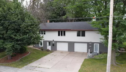 217 20th Ave S, South Saint Paul, MN 55075