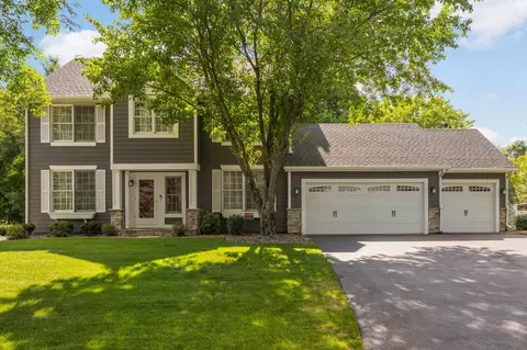4117 Countryview Dr, Eagan, MN 55123