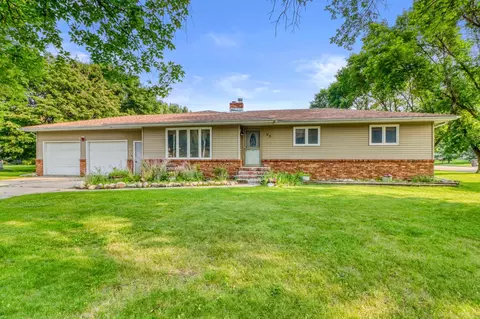 805 6th Ave SE, Barnesville, MN 56514