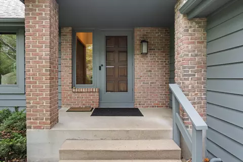 9331 Amsden Way, Eden Prairie, MN 55347