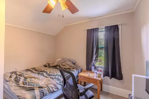 Bedroom - 612 E 8th St, Duluth, MN 55805 photo 1 of 4