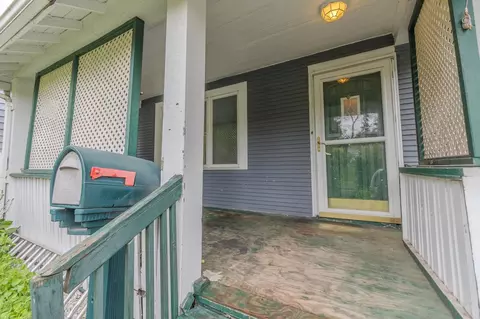 Exterior - 612 E 8th St, Duluth, MN 55805 photo 2 of 7