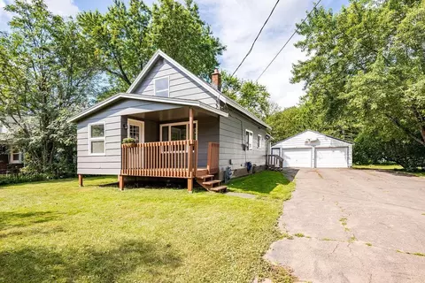 1301 Eklund Ave, Duluth, MN 55811