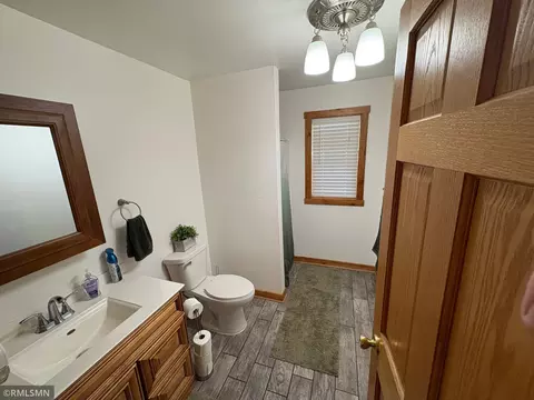 Bath - 14015 Central Ave, Becker, MN 55308 photo 1 of 2