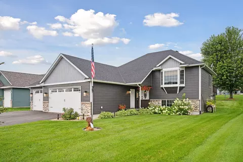 419 Maple Dr, Foley, MN 56329