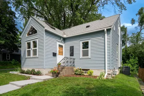 35 Wyoming St E, Saint Paul, MN 55107