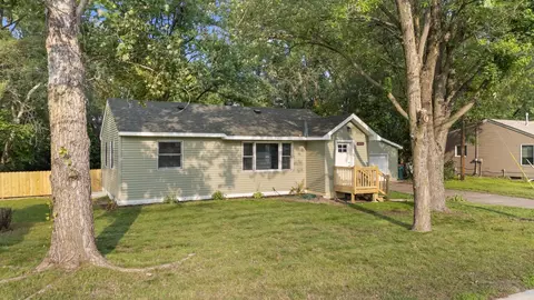 8433 E River Rd NW, Coon Rapids, MN 55433 photo 3