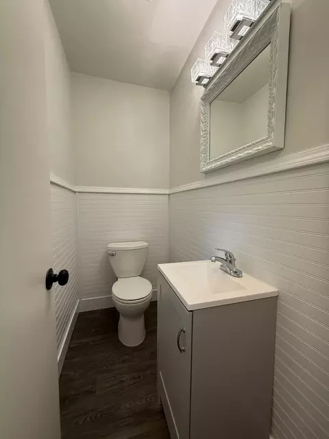 Bath - 123 Birchridge Dr, Brainerd, MN 56401 photo 2 of 3
