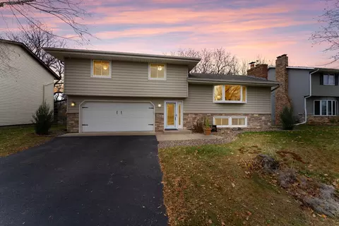 8924 66th Ave N, Brooklyn Park, MN 55428