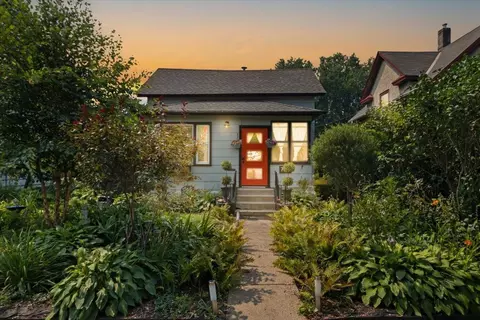 706 Buchanan St NE, Minneapolis, MN 55413
