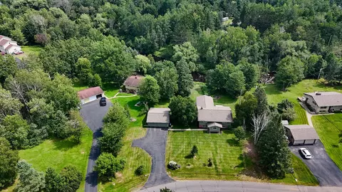 34 Maple Dr, Esko, MN 55733