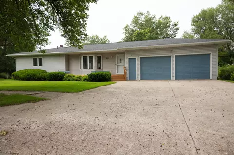 601 Lafayette Ave S, Fulda, MN 56131