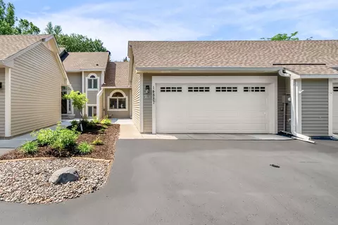 14887 45th Ave N, Plymouth, MN 55446