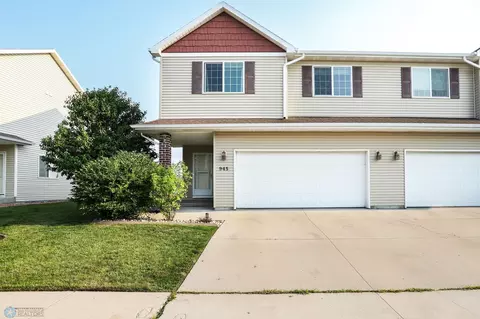 945 31st Ave W, West Fargo, ND 58078